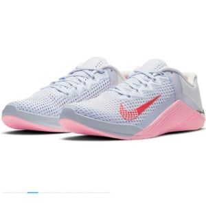 Nike Metcon 6 women’s training sneakers. Size 7.5